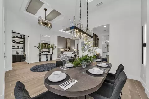 Dining - 12418 Stonegate Trl, Parrish, FL 34219 photo 2 of 5