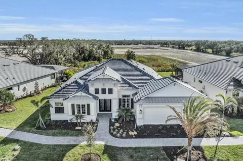 Exterior - 12418 Stonegate Trl, Parrish, FL 34219 photo 5 of 17
