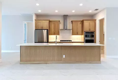Kitchen - 12418 Stonegate Trl, Parrish, FL 34219 photo 1 of 17