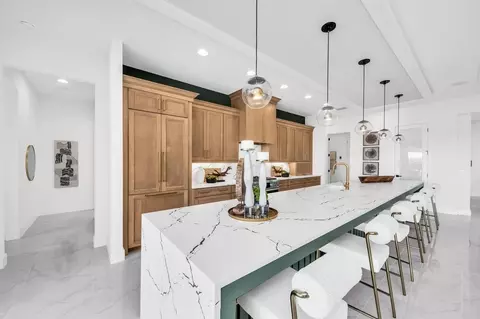 Kitchen - 12418 Stonegate Trl, Parrish, FL 34219 photo 14 of 17