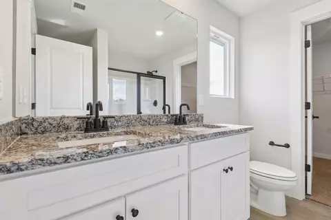 Bath - 104 Sundew Rd, Elgin, SC 29045 photo 3 of 4