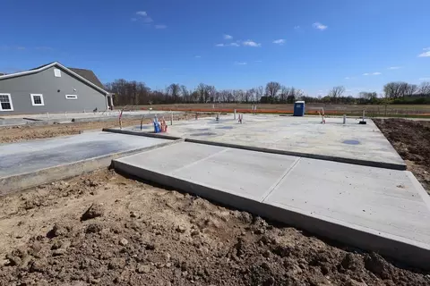 Exterior - 4527 Corsican Loop E, Hilliard, OH 43026 photo 1 of 19