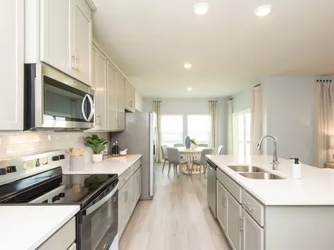 Kitchen - 29167 Satilla Cir, Madison, AL 35756 photo 2 of 2