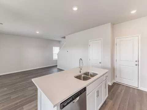 Kitchen - 29167 Satilla Cir, Madison, AL 35756 photo 1 of 2
