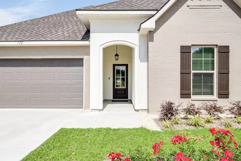 Exterior - 102 Harveston Way, Scott, LA 70583 photo 3 of 3