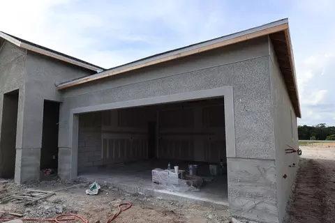 Exterior - 5272 High Line Dr, Saint Cloud, FL 34771 photo 6 of 10