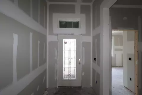 Entry Way - 5272 High Line Dr, Saint Cloud, FL 34771 photo 2 of 5