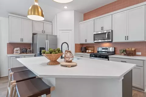 Kitchen - 28811 Dobra Trl, New Caney, TX 77357 photo 2 of 7