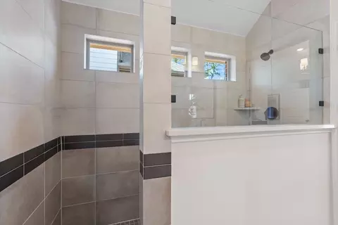 Bath - 28811 Dobra Trl, New Caney, TX 77357 photo 3 of 6
