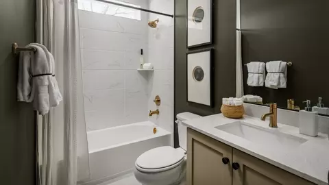 Bath - 5396 Siri Ct, Frederick, MD 21703 photo 3 of 4