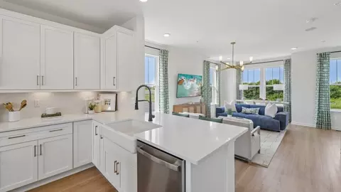 Kitchen - 5396 Siri Ct, Frederick, MD 21703 photo 11 of 11