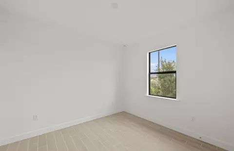 Bedroom - 18405 Parksville Dr, Estero, FL 33928 photo 5 of 6