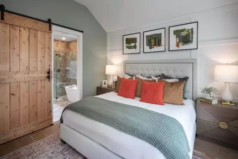 Bedroom - 545 High Summit Dr, Georgetown, TX 78628 photo 3 of 5