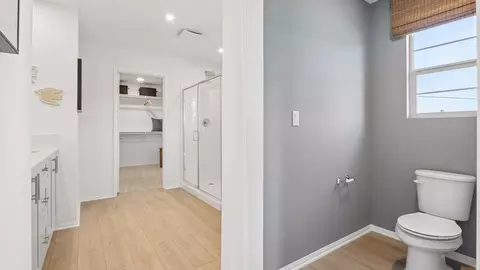Entry Way - 27237 Brisa Ave, Moreno Valley, CA 92555 photo 4 of 8