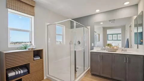 Bath - 27237 Brisa Ave, Moreno Valley, CA 92555 photo 1 of 6
