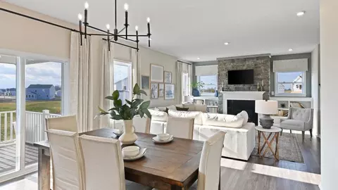 Dining - 107 Spencer Ct, Harmony, PA 16037 photo 2 of 4