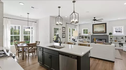 Kitchen - 4402 Abercorn Dr, Suffolk, VA 23435 photo 5 of 6