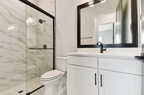 Bath - 18172 Foxtail Loop, Venice, FL 34293 photo 1 of 2