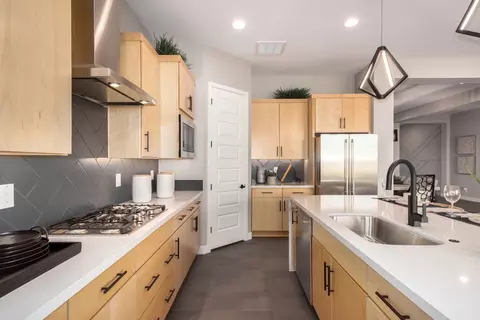 Kitchen - 5664 N 86th Dr, Glendale, AZ 85305 photo 4 of 7