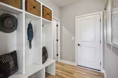 Entry Way - 1794 Maple Heights Dr, Delaware, OH 43015 photo 4 of 6