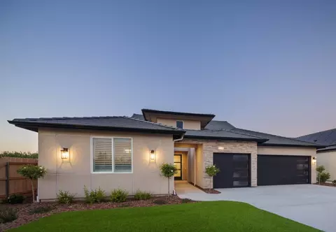 Exterior - 1432 S Marcin St, Visalia, CA 93277 photo 6 of 17