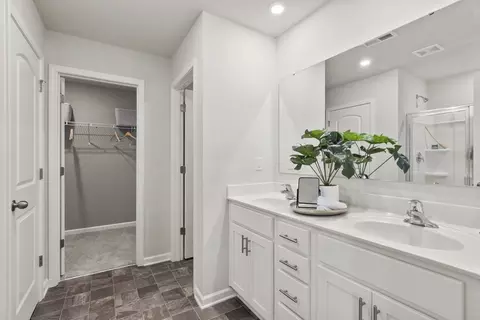 Entry Way - 2955 31st St NE, Hickory, NC 28601 photo 1 of 3