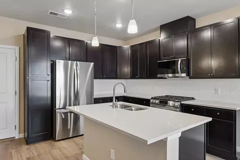 6710 Merseyside Ln, Castle Pines, CO 80108