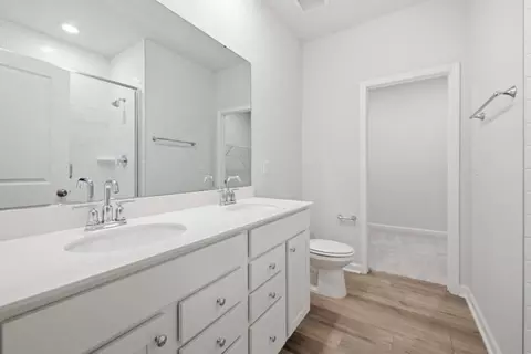 Bath - 2104 Chisel Cove Rd, Durham, NC 27704 photo 3 of 3