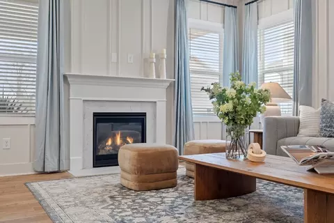 Living - 324 Hunter Rd, Simpsonville, SC 29681 photo 1 of 3