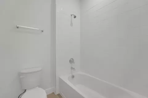 Bath - 4458 Firefly Ln, Saint Cloud, FL 34772 photo 6 of 6