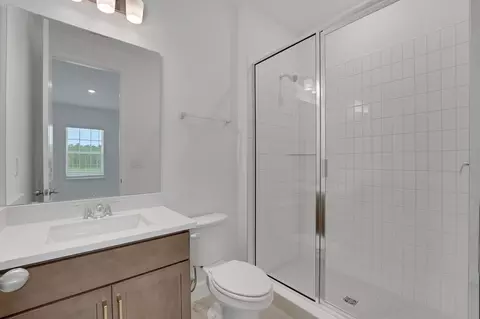 Bath - 4458 Firefly Ln, Saint Cloud, FL 34772 photo 4 of 6