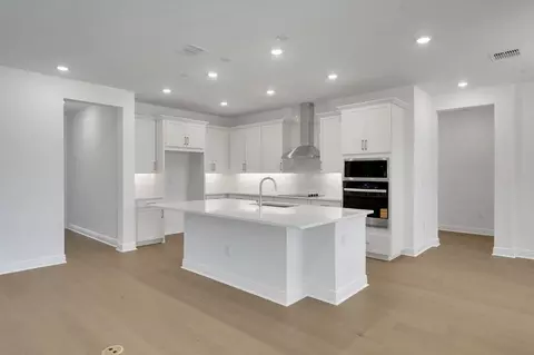 Kitchen - 4458 Firefly Ln, Saint Cloud, FL 34772 photo 2 of 3