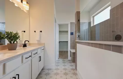 Bath - 3016 Delaware St, Leander, TX 78641 photo 2 of 4