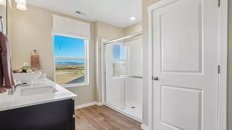Bath - 5836 Horro St, Windsor, CO 80528 photo 4 of 4