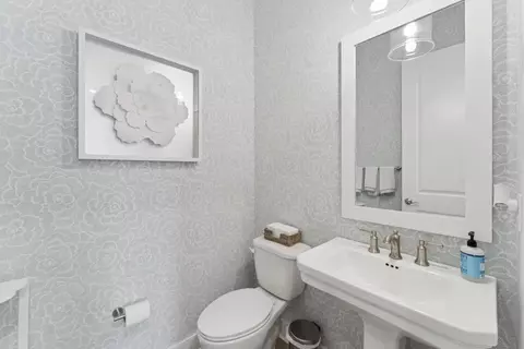 Bath - 9163 Peniwill Dr, Lorton, VA 22079 photo 10 of 10