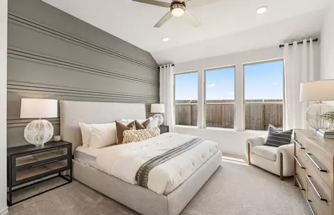 Bedroom - 612 Ruby Bend Ln, Montgomery, TX 77356 photo 5 of 7