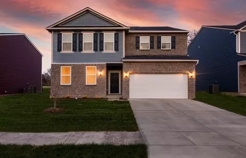 8521 Lysander Dr, Louisville, KY 40214