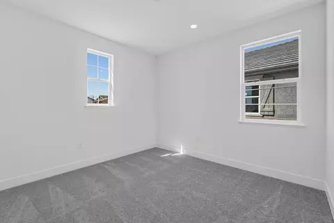 Bedroom - 6362 Benchmark Dr, Roseville, CA 95747 photo 15 of 18