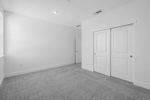 Bedroom - 6362 Benchmark Dr, Roseville, CA 95747 photo 14 of 18