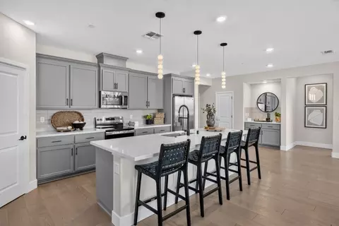 Kitchen - 6362 Benchmark Dr, Roseville, CA 95747 photo 7 of 8