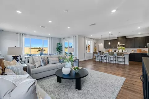 Other - 6362 Benchmark Dr, Roseville, CA 95747 photo 4 of 10