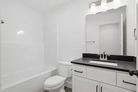 Bath - 1101 W Jay St, Ozark, MO 65721 photo 6 of 11