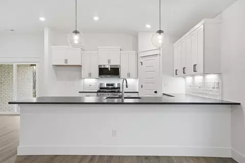 Kitchen - 1101 W Jay St, Ozark, MO 65721 photo 8 of 13
