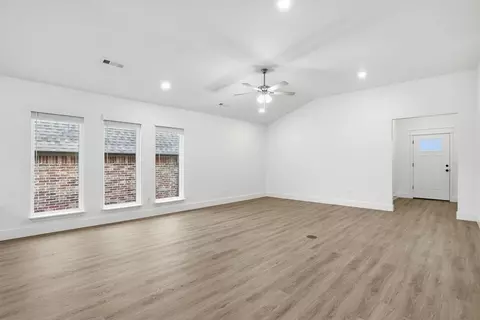 Living - 1101 W Jay St, Ozark, MO 65721 photo 4 of 12