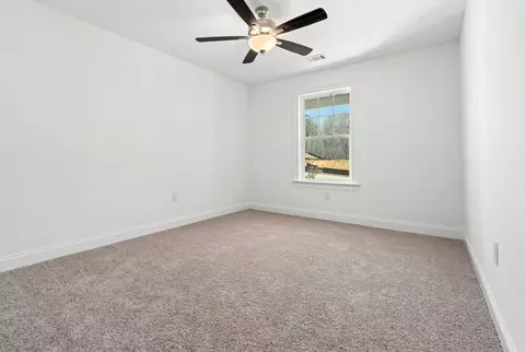 Bedroom - 2058 Shadow Bend Ln, Auburn, AL 36830 photo 3 of 4