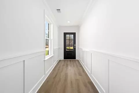 Entry Way - 2058 Shadow Bend Ln, Auburn, AL 36830 photo 1 of 2