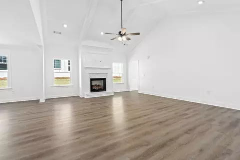 Living - 2058 Shadow Bend Ln, Auburn, AL 36830 photo 2 of 2