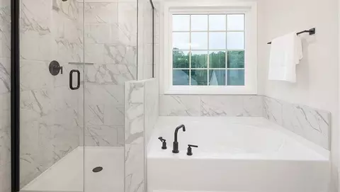 Bath - 4033 Samaritan Ln, Denver, NC 28037 photo 1 of 10