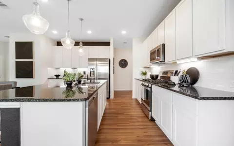 Kitchen - 4541 Blue Mountain Laurel St, Pinehurst, TX 77362 photo 15 of 15