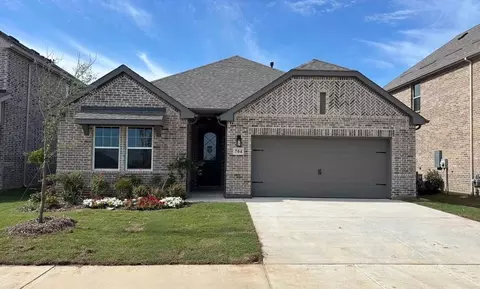704 Tyronza Dr, Justin, TX 76247